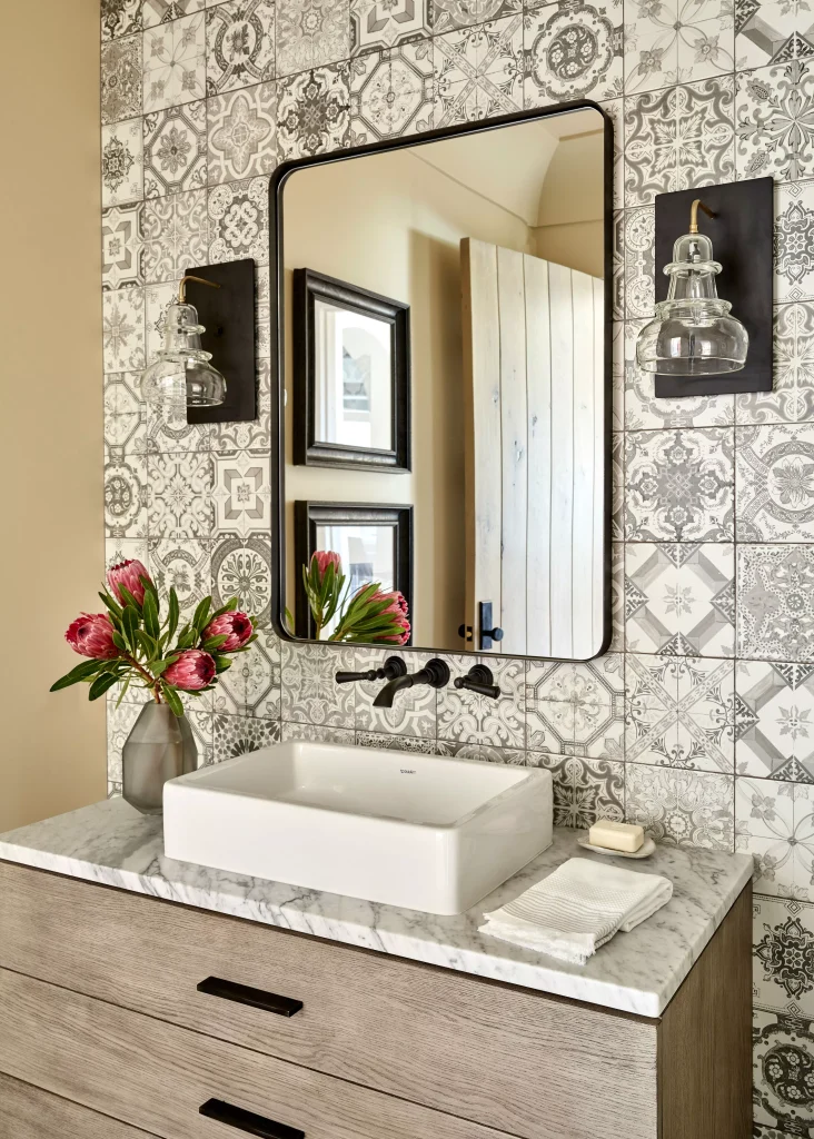 3. Incorporating an Accent Wall