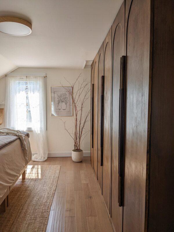 Antique Effect Wooden Wardrobe Makeover