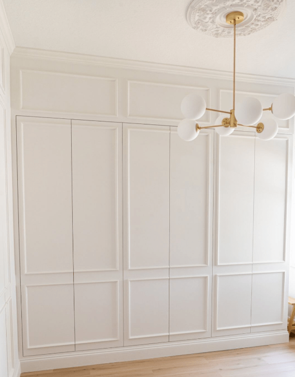 Seamless Custom Wardrobe Transformation